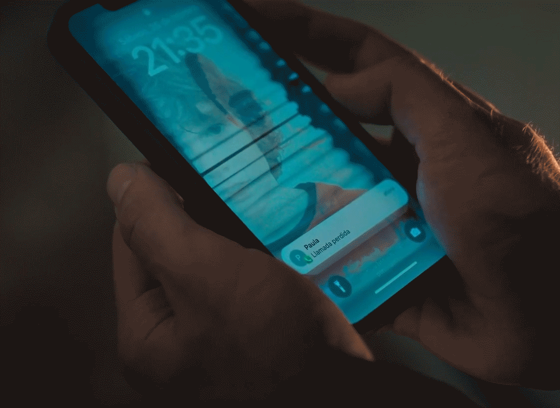 iOS lock screen with multiple missed calls from Paula — The Last Night at Tremore Beach Netflix 2024